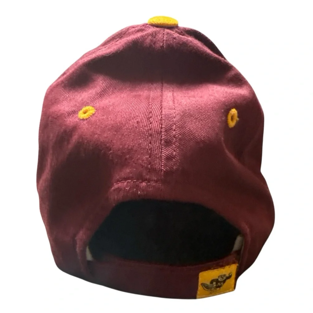 Minnesota Golden Gophers Hat/Cap M Logo Maroon/Gold Captivating Headgear OS